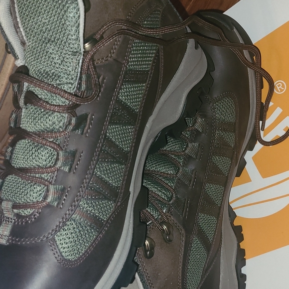 New Timberland Mt.Maddsen Mid-Hiker dark brown full grain sizes 11.5 and 13 - Picture 7 of 9